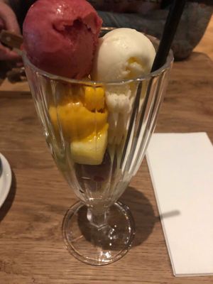 Sorbet with mango, pineapple and forest fruit flavours at De Beren in Goes