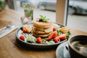 Pancakes mit Ahornsirup  at SOUL - Vegan Coffee Bar in Hamburg