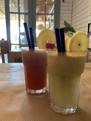 Juices at Boa Beach in Valencia