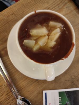chocolate pudding with pears at S Kultur Suppenbar in Frankfurt Oder