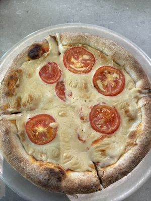 Vegan pizza   at Mudra in Buenos Aires
