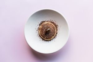 | CHEESECAKE RAW DE DULCE DE LECHE |

Castañas de Cajú | Aceite de Coco | Miel de Caña | Sal del Himalaya at Mudra in Buenos Aires