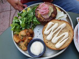 Burger at Erpingham House in Brighton
