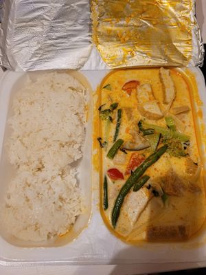 V3 Com Cari vegan at Nem Grill in Braunschweig