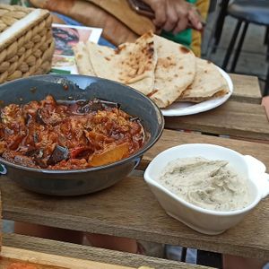 Egyptian Dish with very tasty Hummus at Plantbased Egyptian Eatery in Istanbul
