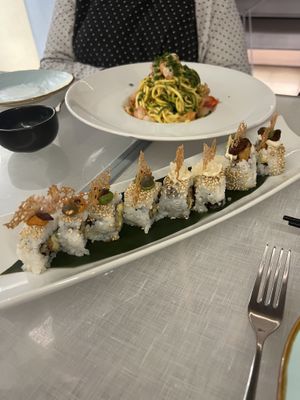 Vegan sushi platter   at Mame Ostrichina in Naples