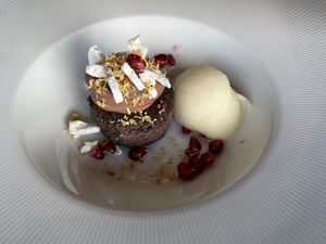 Brownie mit Zitronensorbet at Stars in Silvaplana