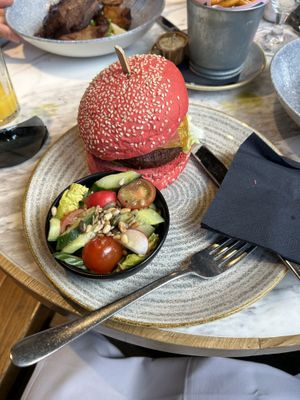 Vegan burgerr  at Gastropub Van Kinsbergen in The Hague