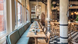 Indoor at Gastropub Van Kinsbergen in The Hague