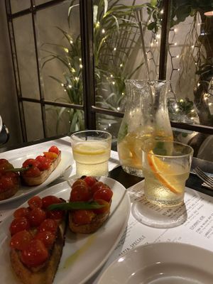 Bruschetta mit Tomaten  at Valdo Gatti in Lisbon
