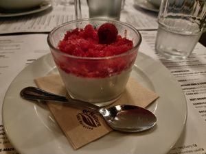  at Valdo Gatti in Lisbon