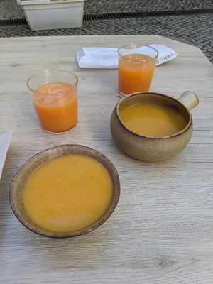 Soup (small and large) at Kukicha in Leiria