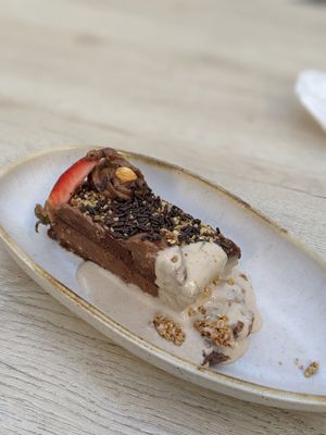 Chocolate and hazelnuts at Kukicha in Leiria