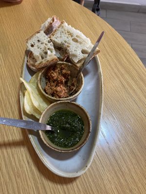 Entradas   at Kukicha in Leiria