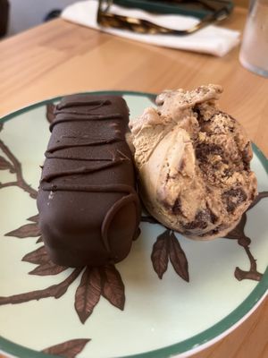 este postre es una locura! ❤️❤️ #Veganuary at Kukicha in Leiria