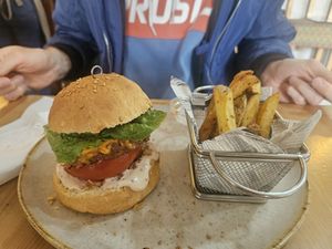 Beyond Meat burger at Kukicha in Leiria