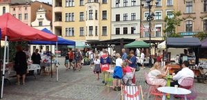 stoiska at Wolny Jarmark Niedzielny in Torun