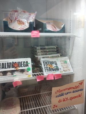 Choices for a home meals at Mamma Veg in Santa Maria