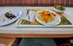 Wenn es die vegane Schokobanane gibt, sollte man zuschlagen! :D at Mensa Tarforst in Trier