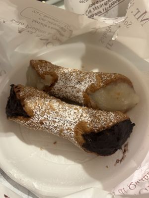   at Mr. Arancino in Catania