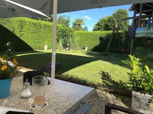 Verharren at Café Chaos in Bernau Am Chiemsee