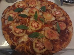 Vegan margerita with onion, tomatoes, chilli and garlic at Locco's Pizza Bar in Koh Phangan