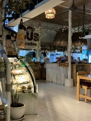 bar  at Locco's Pizza Bar in Koh Phangan