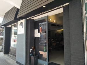 Street view at Baofanji in Kowloon