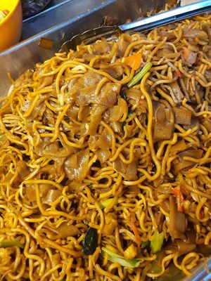 Fried kuey teow noodle ~ at Tian Ci Vegetarian 天慈素食 in East Singapore