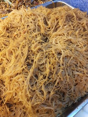 Fried mee hoon ~ at Tian Ci Vegetarian 天慈素食 in East Singapore