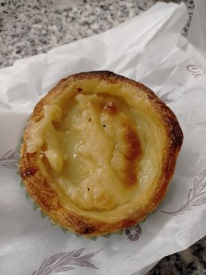 Pastel de nata at Pastelaria Tupi in Porto