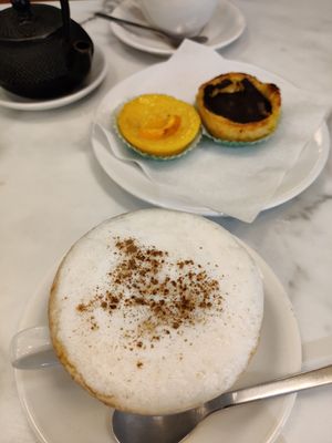  at Pastelaria Tupi in Porto
