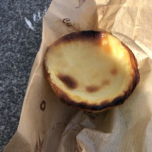Vegan pastel de nata  at Pastelaria Tupi in Porto