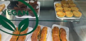  #Veganuary at Pastelaria Tupi in Porto