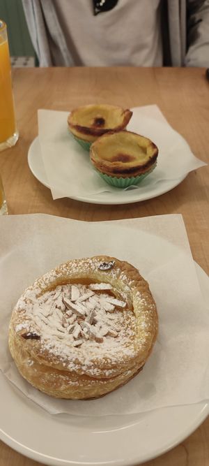  at Pastelaria Tupi in Porto