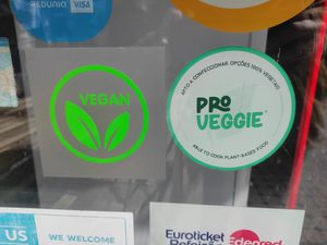 L at Pastelaria Tupi in Porto