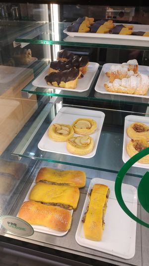  at Pastelaria Tupi in Porto