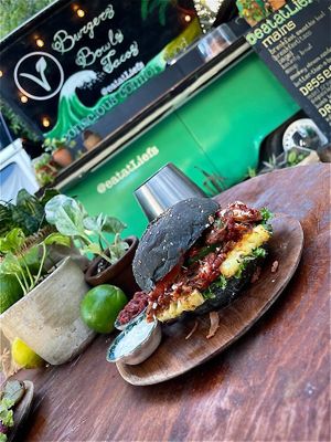 Pulled Perk burger  at Liefs in Tulum