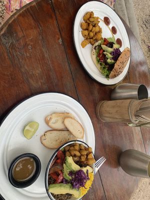 Burger and Bowl  at Liefs in Tulum