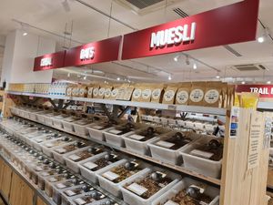 Cereals Oats Muesli ~ 2/12/21 at Scoop Wholefoods - Great World in Central Singapore