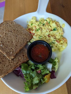 Vegan tofu scramble at Projeto Acai in Dubai