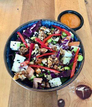 Korean poké bowl at Projeto Acai in Dubai