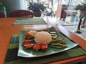 Rice platter) at VietVeg in Da Nang
