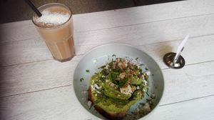 Avocado toast + espresso smoothie at Farm2Table - Davidshall in Malmo