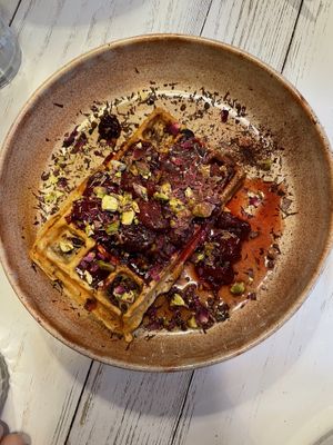 Chocolate cherry waffles at Farm2Table - Davidshall in Malmo