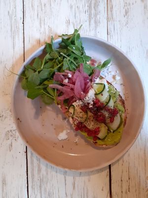 Avocado toast at Farm2Table - Davidshall in Malmo