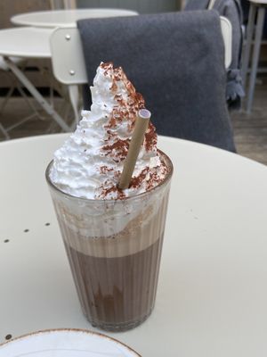 Hot chocolate ☕️ at Farm2Table - Davidshall in Malmo