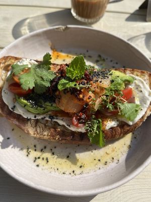 Frådning!  at Farm2Table - Davidshall in Malmo