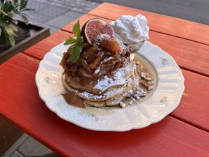 Apple Pie Pancakes  at Farm2Table - Davidshall in Malmo