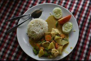 Tofu curry at Warung Amed in Abang